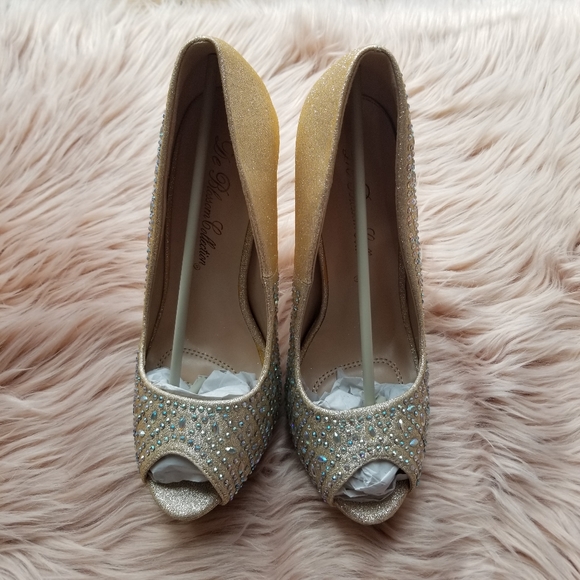 💕De Blossom Collection Gold Sparkly Pumps Size 8 - Picture 2 of 8